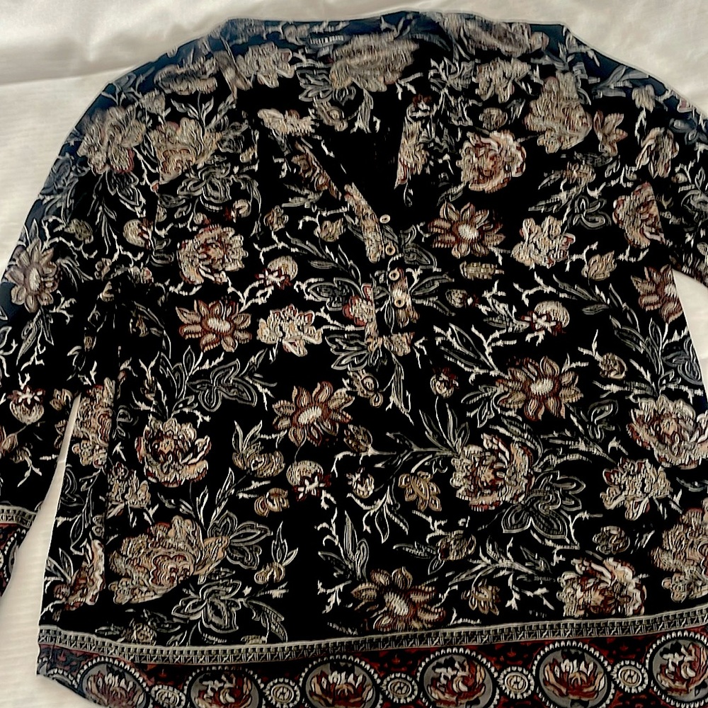 Black and brown Lucky brand top long sleeve